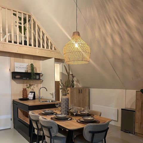 LODGE 6 Personen - Groß