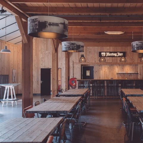 FERIENHAUS 48 Personen - Gruppenunterkunft Kapschuur + 8 Fischerhütten (48 Personen)