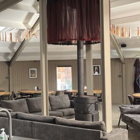 FERIENHAUS 30 Personen - Gruppenunterkunft Silo + 5 Fischerhütten (30 Personen)