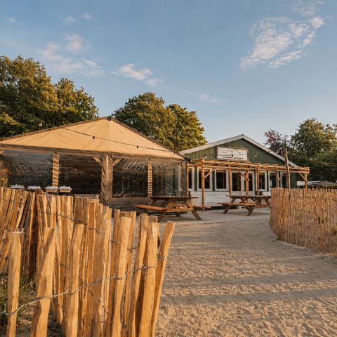 Gruppenunterkunft 24 personen - Gruppenunterkunft Strandhuis + 4 Ferienhäuser (24 Personen)