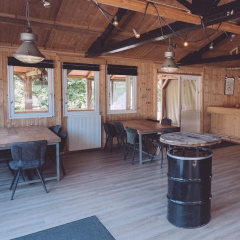 FERIENHAUS 24 Personen - Gruppenunterkunft Strandhuis + 4 Ferienhäuser (24 Personen)