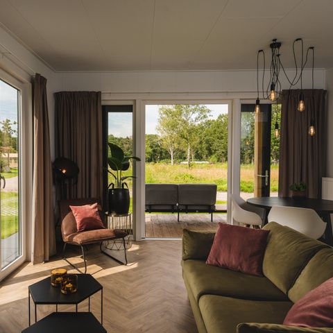 Lodge 2 personen - Panorama Wellness Lodge | Whirlpool, Sauna und Badewanne