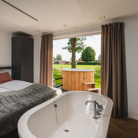 Lodge 2 personen - Panorama Wellness Lodge | Whirlpool, Sauna und Badewanne