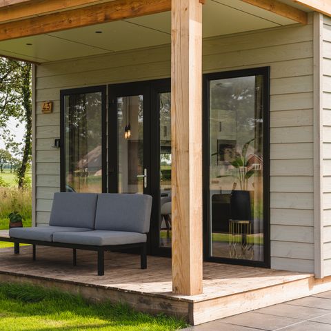 LODGE 2 Personen - Lodge Panorama Wellness mit Jacuzzi, Sauna und Sonnendusche