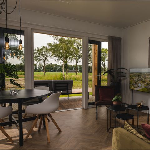 Lodge 4 personen - Panorama mit Whirlpool