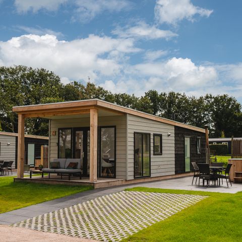 Lodge 4 personen - Panorama mit Whirlpool
