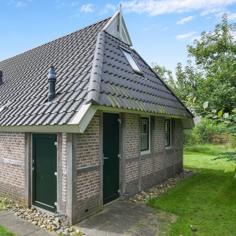 Bungalow 8 Personen - 8C