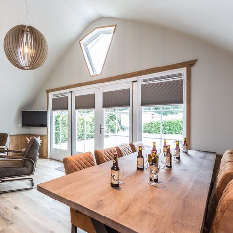 Landhaus 8 personen - Hütte 6+2 Feld