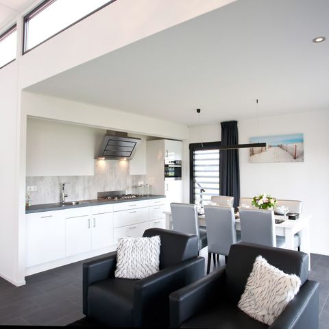 Bungalow 6 Personen - Würfel Elite