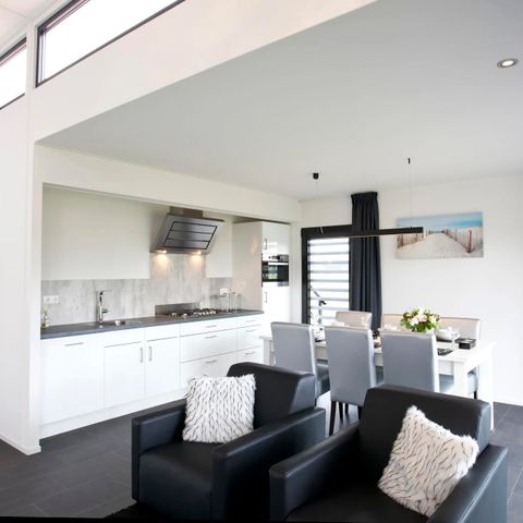 Bungalow 6 Personen - Würfel Elite