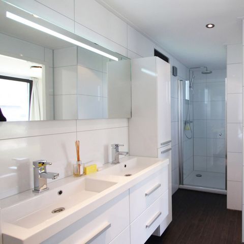 Bungalow 4 Personen - Würfel Exclusif