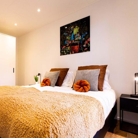 Bungalow 4 Personen - Modul Holz 4-Personen-Whirlpool