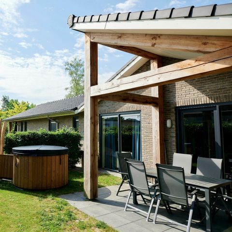 Villa 4 Personen - Birdfield Jacuzzi