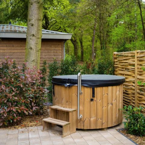 LANDHAUS 4 Personen - Waldhäuschen mit Whirlpool