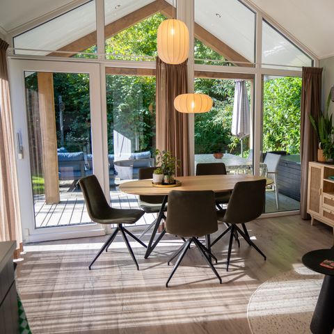 LODGE 5 Personen - Wellness Cottage mit privatem Whirlpool und Sauna