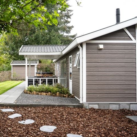 LODGE 4 Personen - Wellness Cottage mit privatem Whirlpool und Sauna