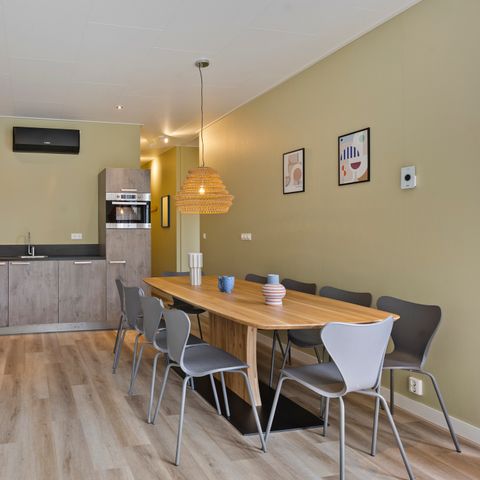 LODGE 10 Personen - mit privatem Tauchbecken und Gästehaus