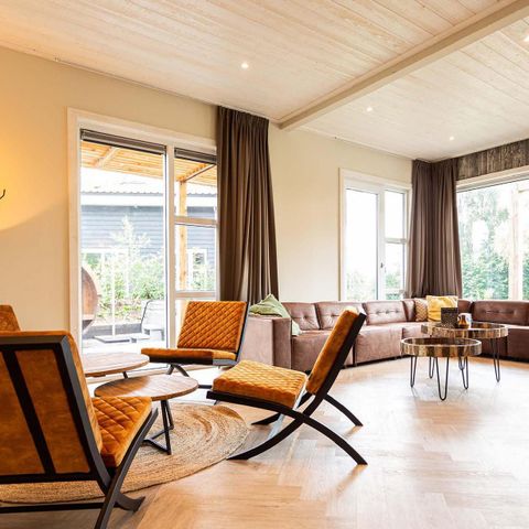 Villa 10 Personen - Pool & Wellness (Whirlpool)