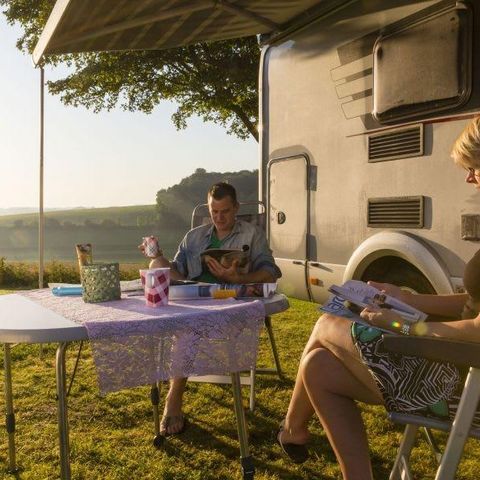 Stellplatz - Komfort und Aussicht