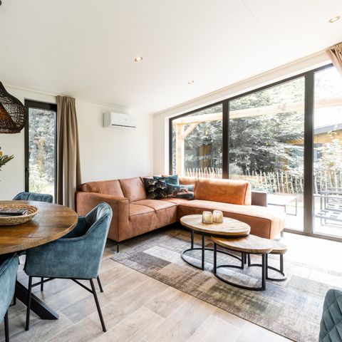 Bungalow 4 Personen - Birch Lodge Eco mit Whirlpool und Sauna