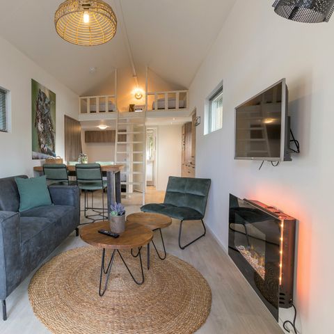 Bungalow 4 Personen - Tiny Lodge Eco mit Whirlpool und Sauna