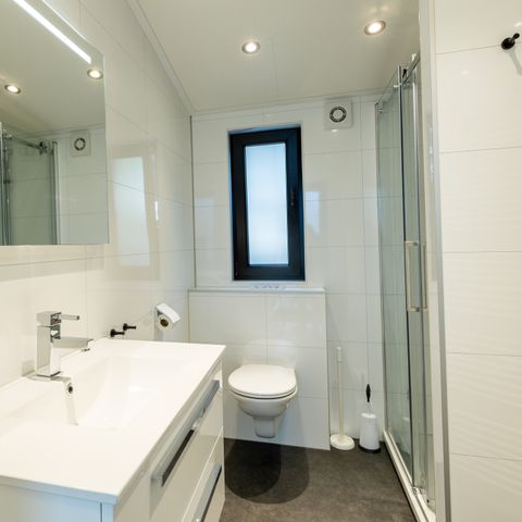 Bungalow 4 Personen - Forest Lodge 55 Eco mit Whirlpool oder Jacuzzi und Sauna