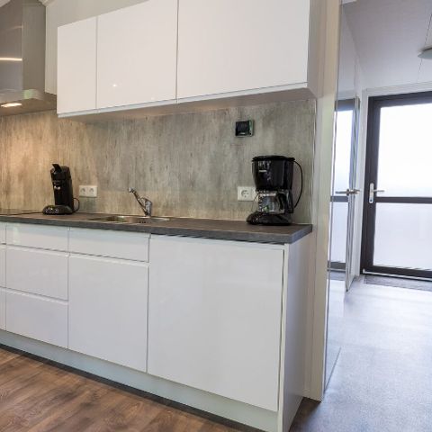 Bungalow 6 Personen - Forest Lodge 75 mit Whirlpool und Sauna