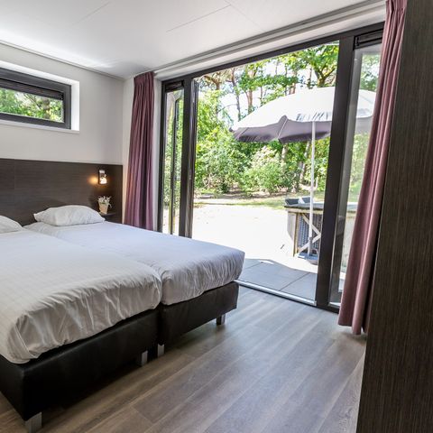 Bungalow 6 Personen - Forest Lodge 75 mit Whirlpool und Sauna