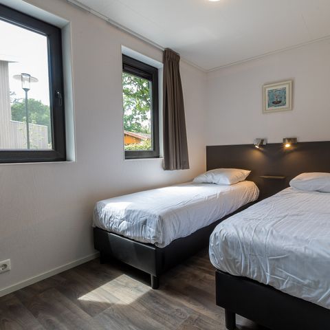 Bungalow 6 Personen - Forest Lodge 75 mit Whirlpool und Sauna