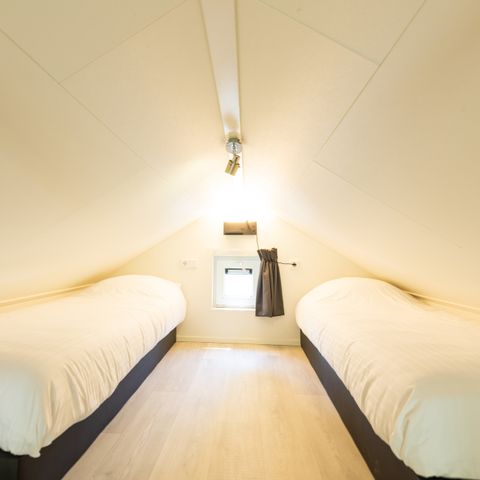 Bungalow 4 Personen - Tiny Lodge Eco mit Whirlpool