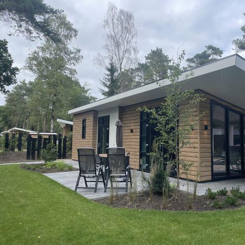 Bungalow 4 Personen - Veluwe Lodge mit Whirlpool und Sauna