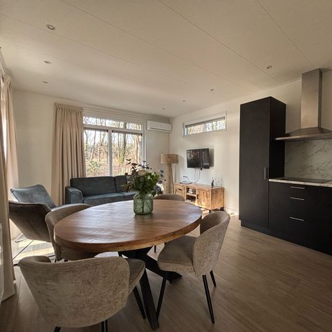 Bungalow 4 Personen - Nature Lodge Eco mit Whirlpool und Sauna