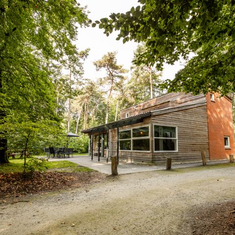 Gruppenunterkunft 11 personen - Wellness-Familienhaus mit Whirlpool