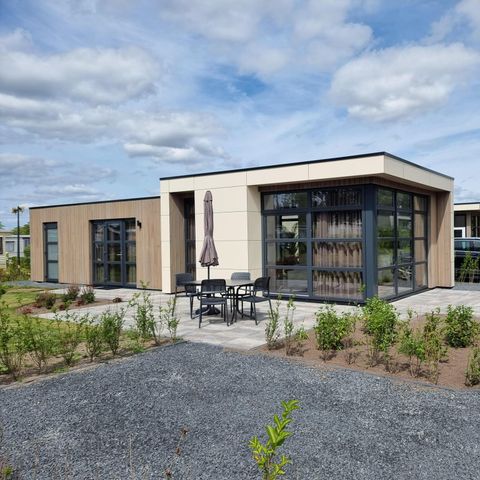 Bungalow 4 Personen - Würfel Maximum