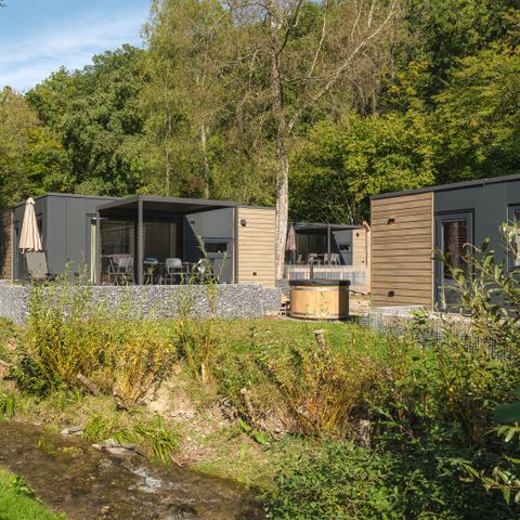 LODGE 4 Personen - Untertasse mit Whirlpool