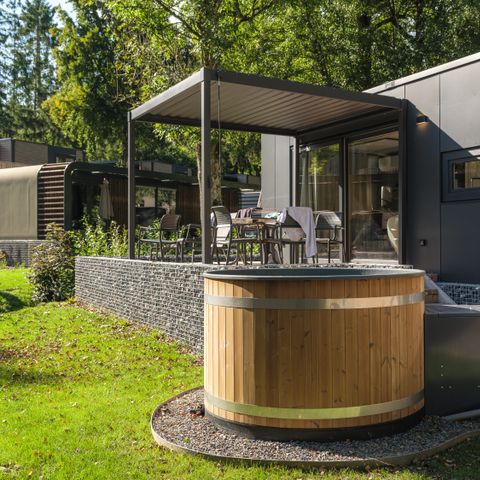 LODGE 4 Personen - Untertasse mit Whirlpool
