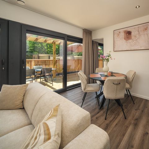 LODGE 4 Personen - Panorama mit Whirlpool