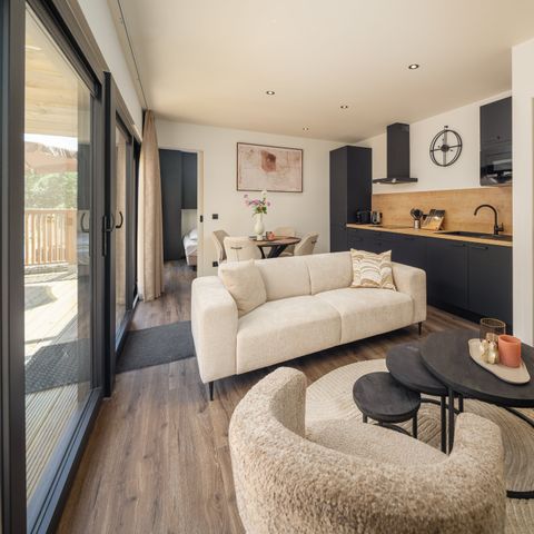 LODGE 4 Personen - Panorama mit Whirlpool