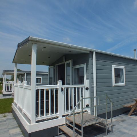 Mobilheim 4 Personen - mit Terrasse nicht direkt am Wasser