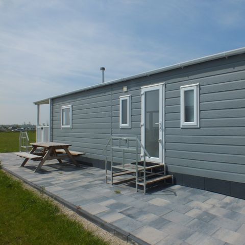 Mobilheim 4 Personen - mit Terrasse nicht direkt am Wasser