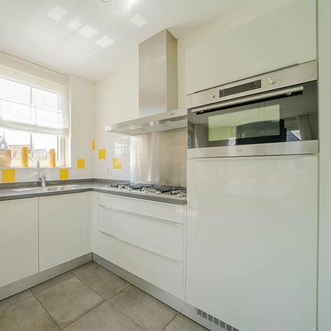 Bungalow 8 Personen - Spielturm