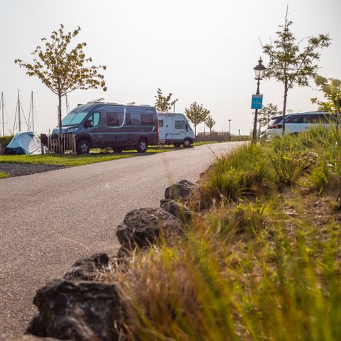 Stellplatz - Wohnmobilstellplatz Komfort