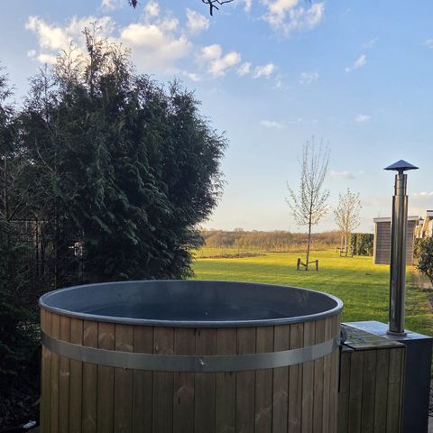 Chalet 6 Personen - Ravenbosch - Atmosphärischer Kamin und Whirlpool