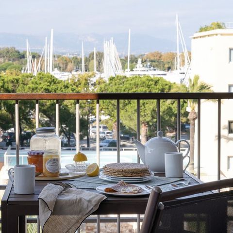 Apartement 4 Personen - - 1 Schlafzimmer - Whirlpool - Terrasse - klimatisiert - Hafenblick
