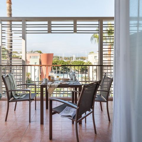 Wohnung 4 personen - - 1 Schlafzimmer - Whirlpool - Terrasse - klimatisiert - Hafenblick