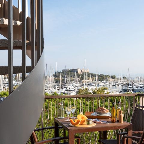 Wohnung 6 personen - - 1 Schlafzimmer + 1 Schlafnische - Whirlpool - Terrasse - Klimatisiert - Hafenblick