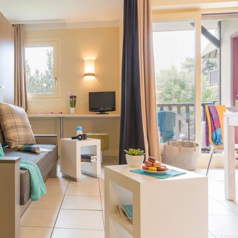 Studio 4 personen - 1 Schlafnische - – Terrasse oder Balkon – renoviert