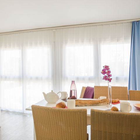 Apartement 5 Personen - - 1 Schlafzimmer