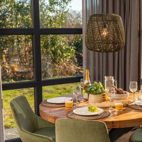 Bungalow 4 Personen - Bird Lodge mit Whirlpool