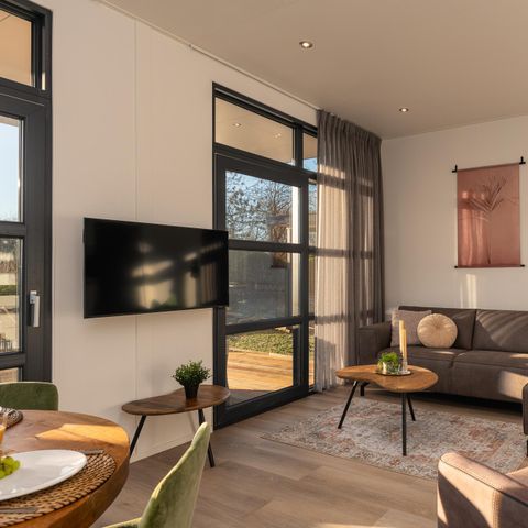 Bungalow 4 Personen - Bird Lodge mit Whirlpool